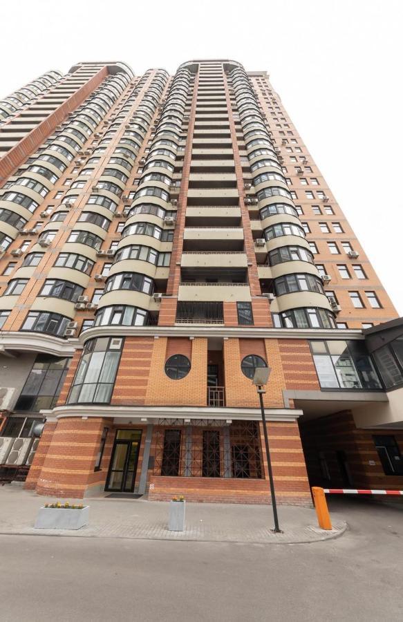 Апартаменти Люкс Класу В Новому Будинку В Центрі Kiew Exterior foto